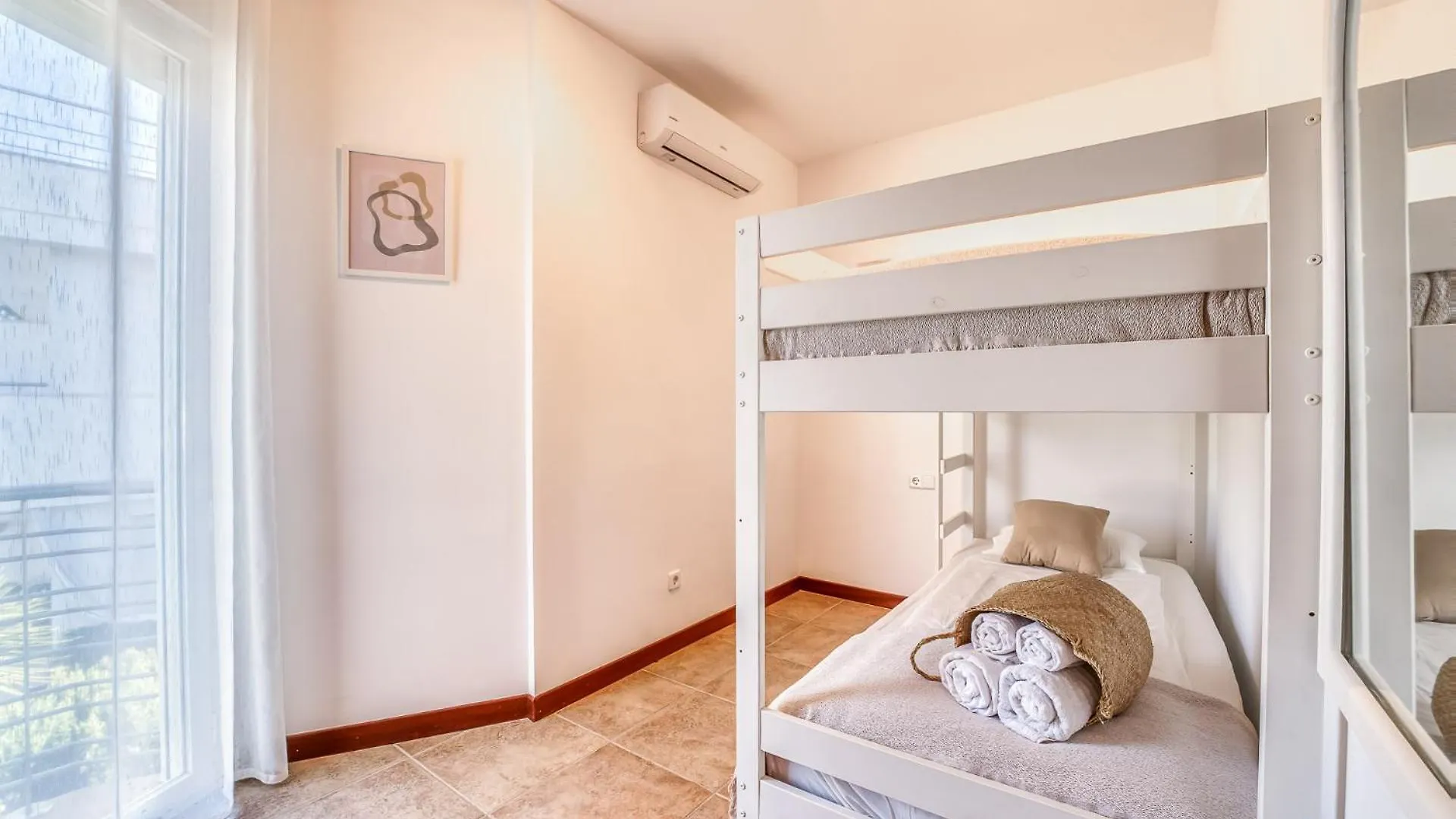Traumhafte Villa Maricel Fuer 8 Gaeste Am Meer アルクディア スペイン